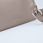 Miu Miu Umhängetasche Cappuccino