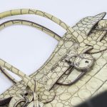 Miu miu Kroko-Look Handtasche Vintage Gelb