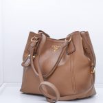 Prada Schultertasche Hellbraun Cognac