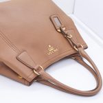 Prada Schultertasche Hellbraun Cognac