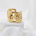 Chanel Armreif Massiv halb Vintage