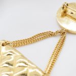 Chanel Vintage Brosche Flap Bag