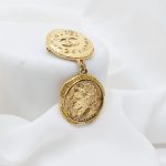 Chanel Vintage Brosche Münze