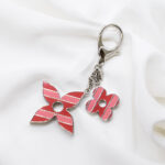 Louis Vuitton Anhänger Sweet Stripes Flower