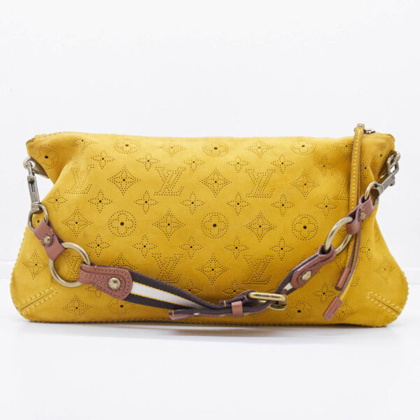 louis-vuitton-onatah-monogram-suede-pochette-mais 1