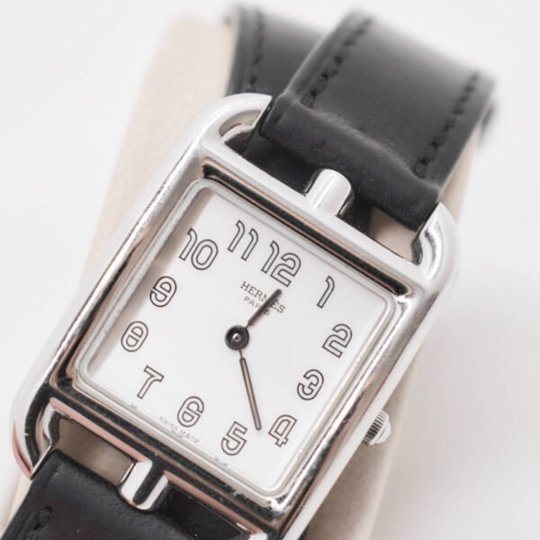 Hermés Cape Cod 23 x 23 Uhr 9 Hermés Cape Cod 23 x 23 Uhr 9