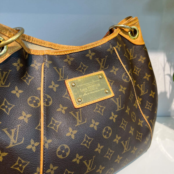 Louis Vuitton Galliera PM Monogram - LVLENKA Luxury Consignment