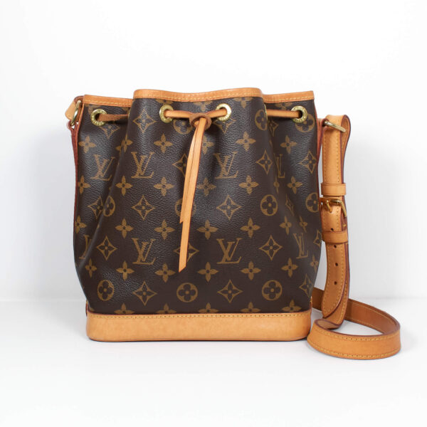Louis Vuitton Noé BB Monogram 4 Louis Vuitton Noé BB Monogram 4